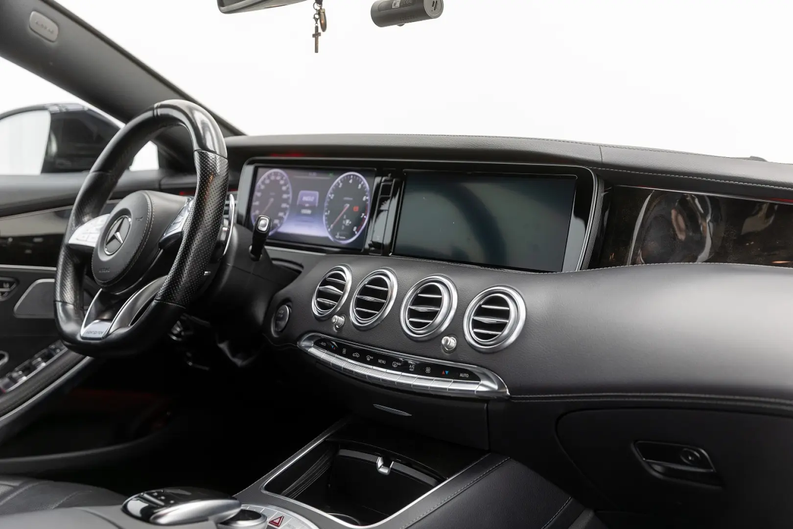 S400 4Matic Coupe - MANUFAKTUR SELENITE GRAY MATT