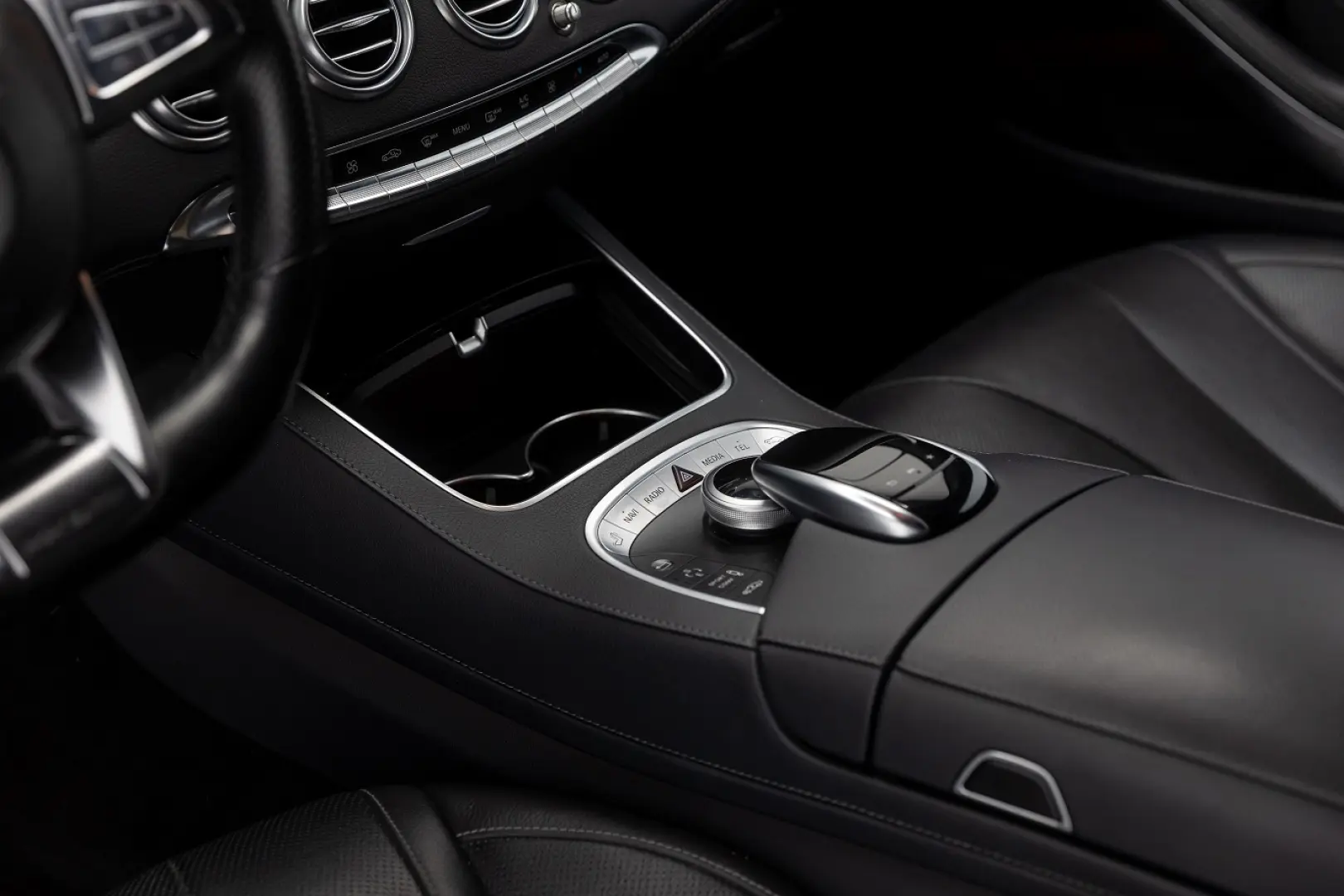 S400 4Matic Coupe - MANUFAKTUR SELENITE GRAY MATT