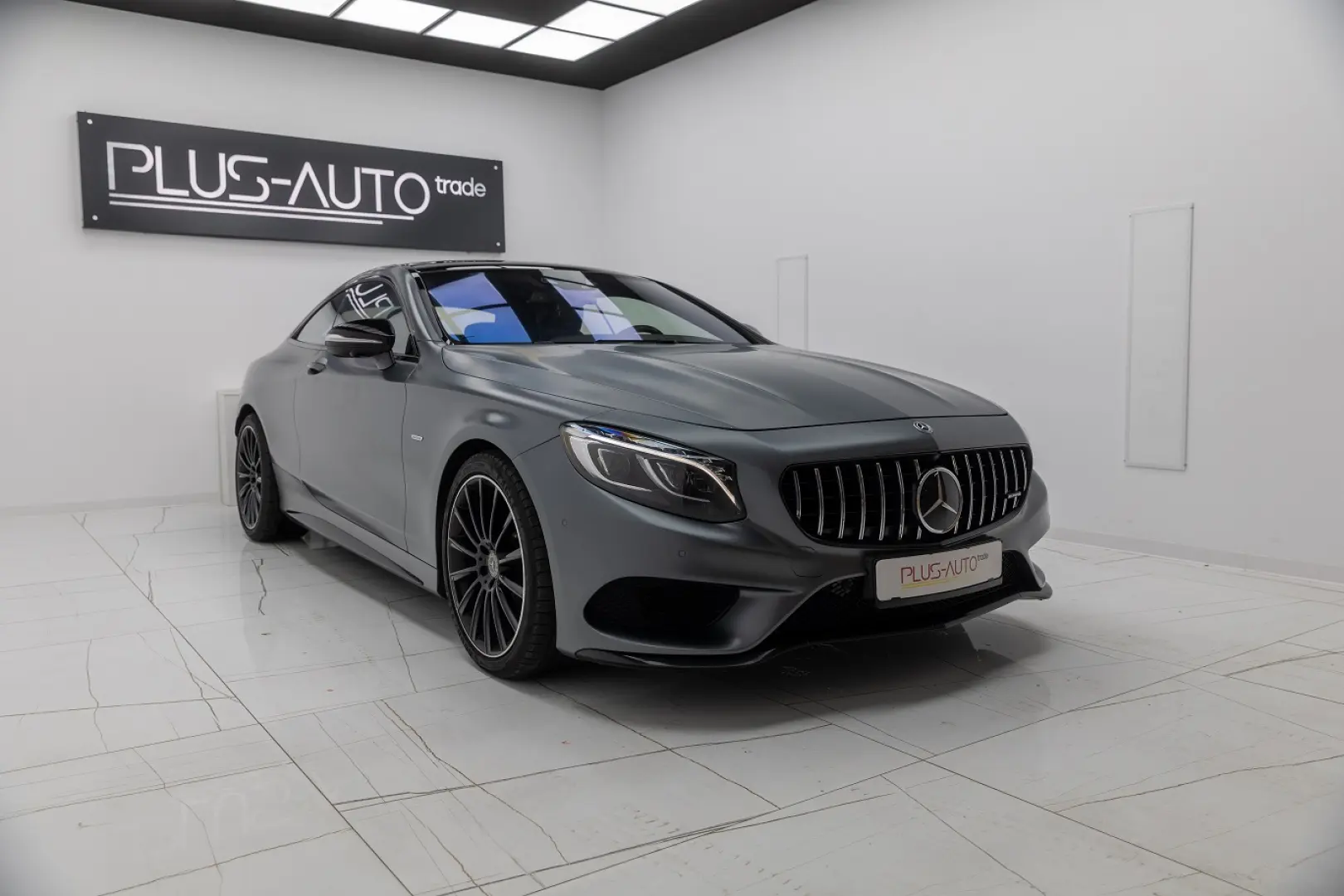 S400 4Matic Coupe - MANUFAKTUR SELENITE GRAY MATT