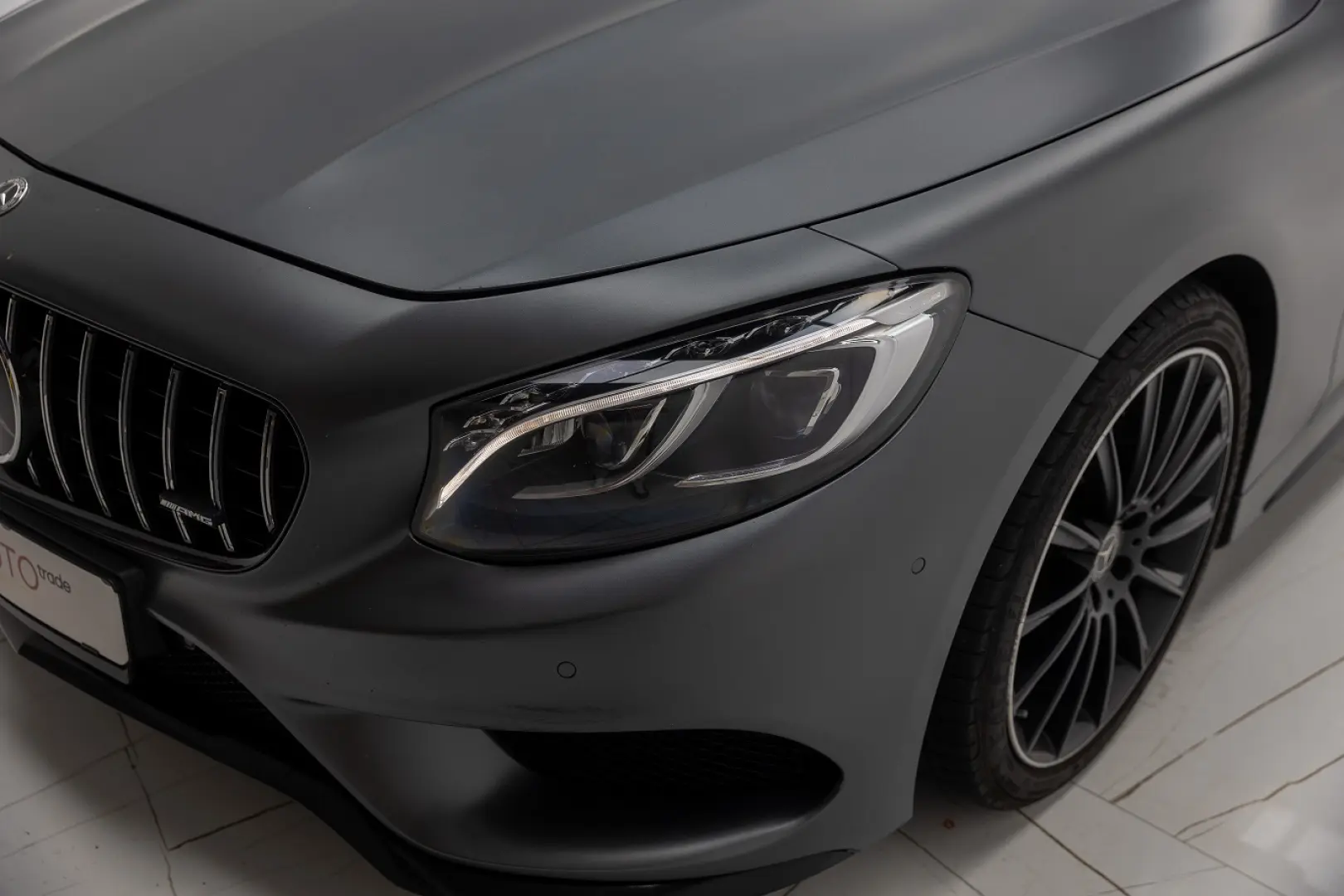 S400 4Matic Coupe - MANUFAKTUR SELENITE GRAY MATT