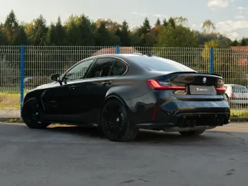 M3 Lim. xDrive Competition