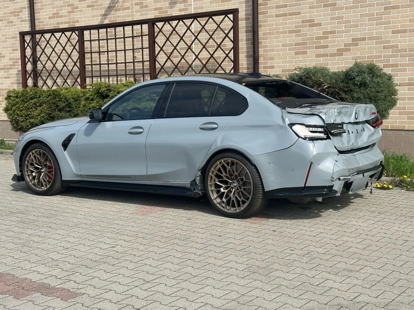 M3 CS xDrive CARBON EU FAHRZEUG 1.Hand