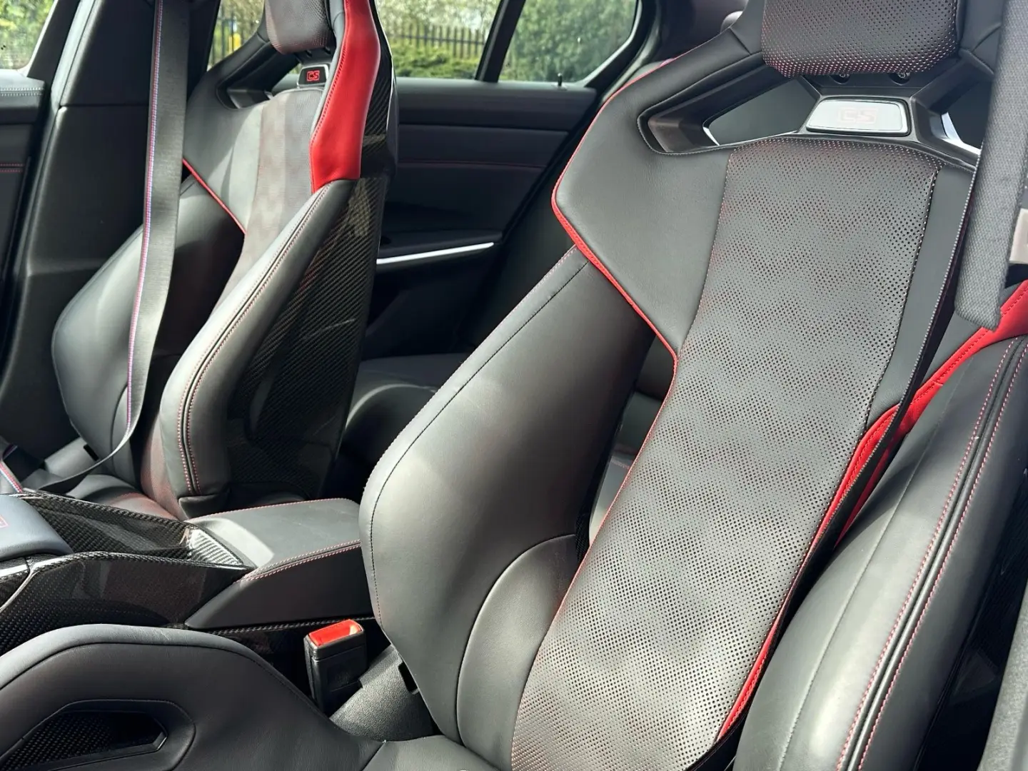 M3 CS xDrive CARBON EU FAHRZEUG 1.Hand