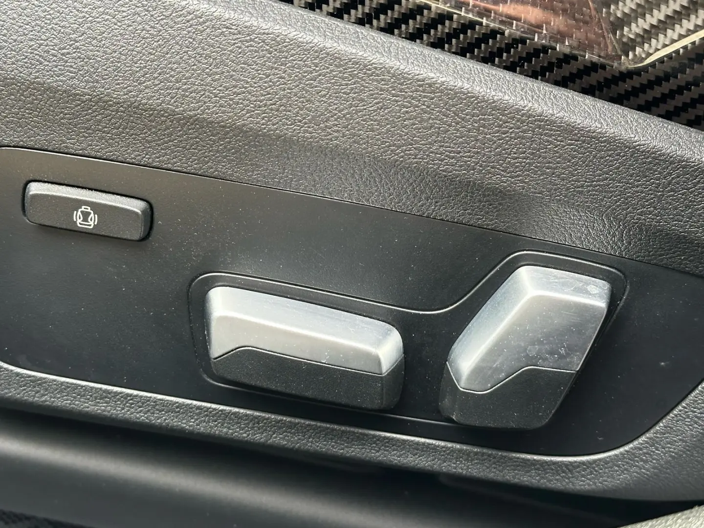 M3 CS xDrive CARBON EU FAHRZEUG 1.Hand