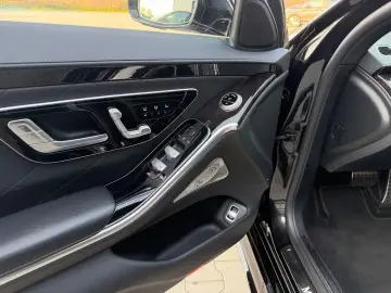 S580e AMG Lang -HUD-Pano-4xBelüSitz-FondTV-360K