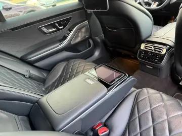 S580e AMG Lang -HUD-Pano-4xBelüSitz-FondTV-360K