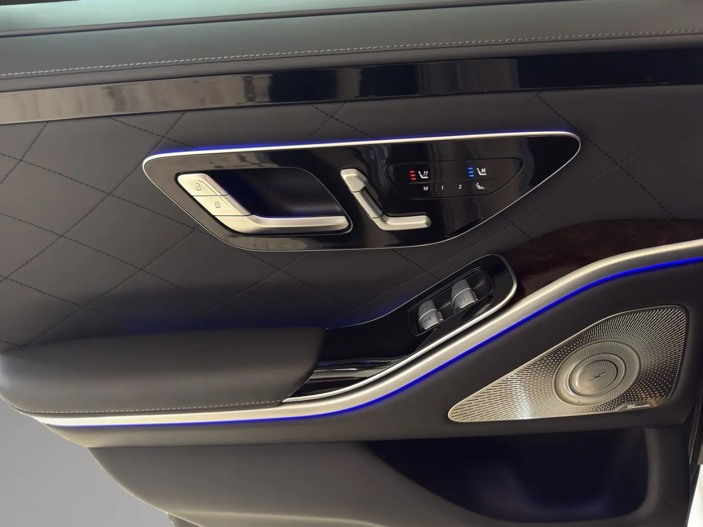 S 580 4M AMG Chauffeur-P. PANO-SHD Head-Up 360