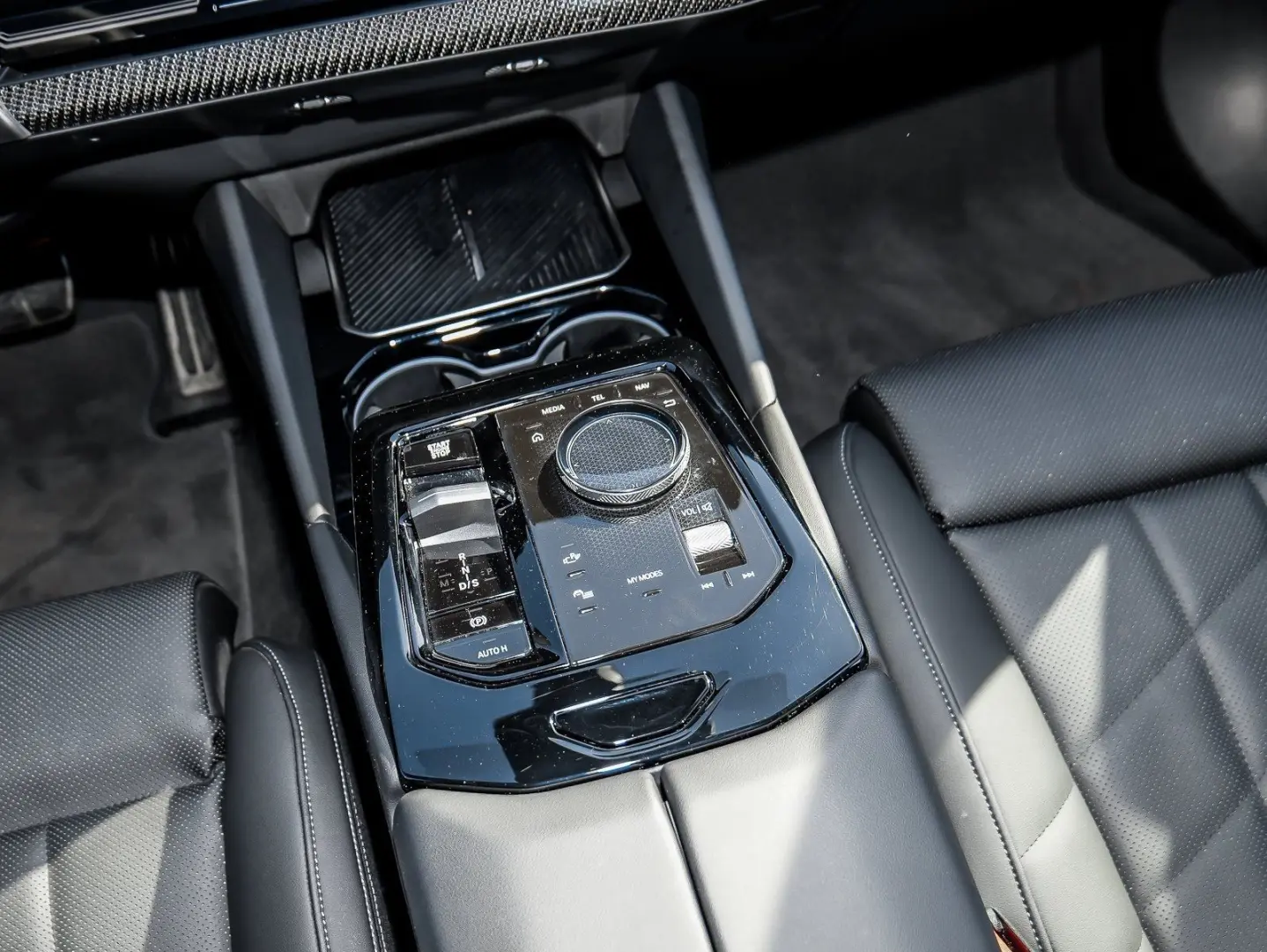 520i Limousine M Sport AHK Pano Standheiz. DA  H