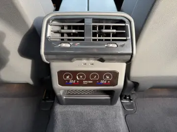 520i M Sport ACC HUD MMRY PANO H&K PANO