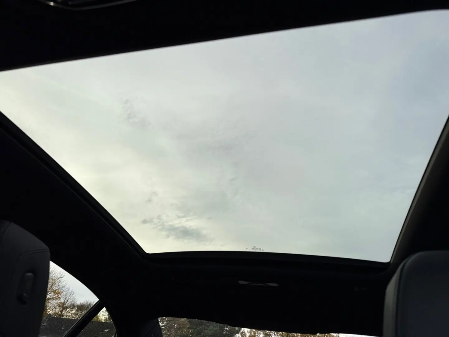 520i M Sport ACC HUD MMRY PANO H&K PANO