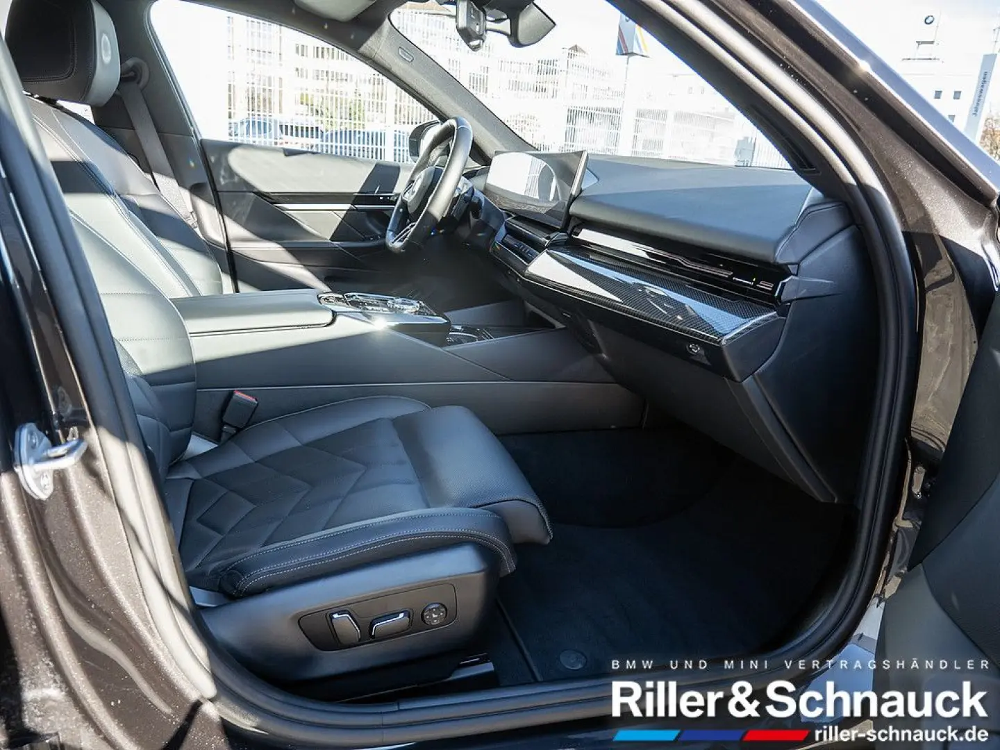 520i M-Sport AHK PANO HUD ACC MEM
