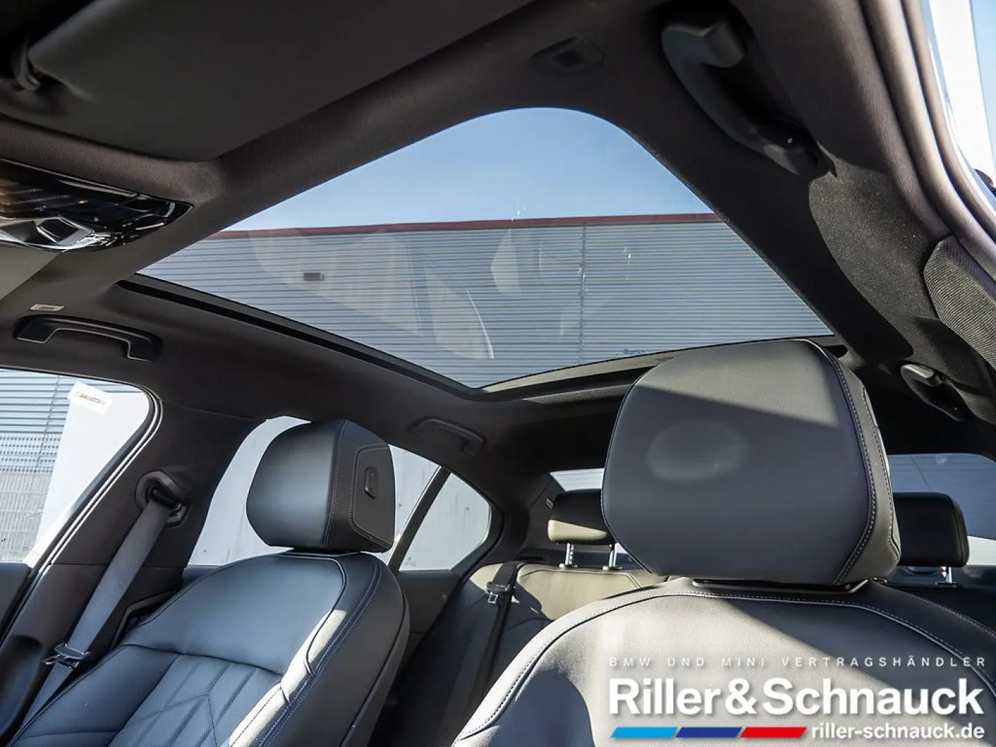 520i M-Sport AHK PANO HUD ACC MEM