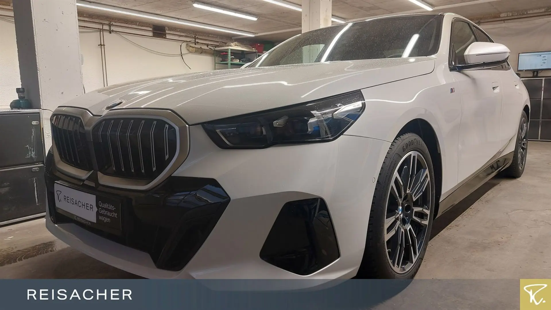 520i A Lim M-Sport Pano AHK 360  Sitzbelü Pano