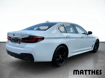 545 e xDrive Limousine M Sport Parkassistent Kom