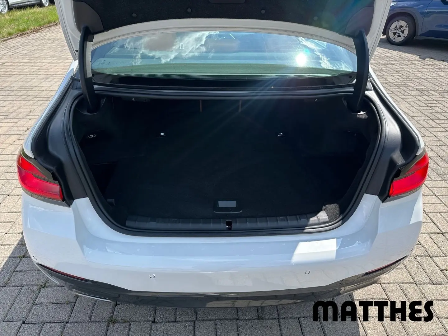 545 e xDrive Limousine M Sport Parkassistent Kom