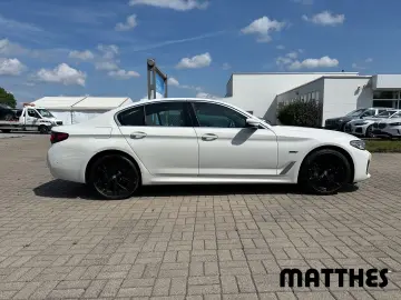 545 e xDrive Limousine M Sport Parkassistent Kom