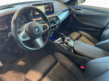 520d M Sport HUD LED KomfZu AHK PANO Hi Fi 19