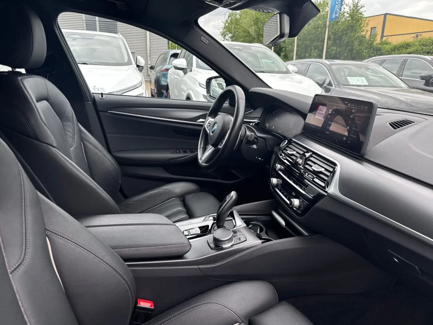 520d Limo M SPORT LiveProf Stop&Go RFK GSD 19