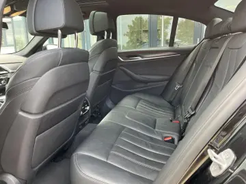 520d M Sport Business HUD SHZ AHK LED Laserlicht