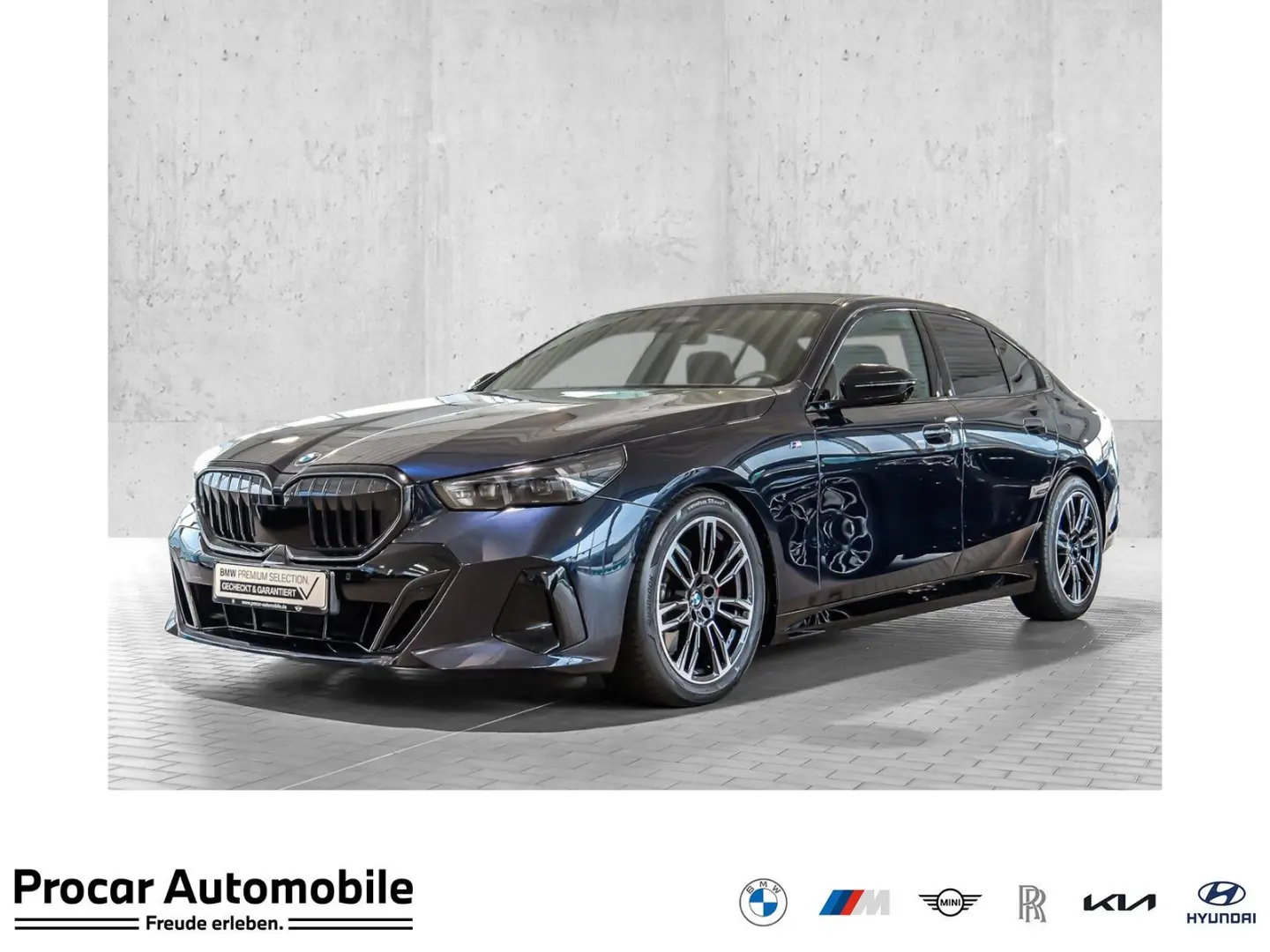520d xDrive MSportPro Pano AHK Sitzbelüft. H&R