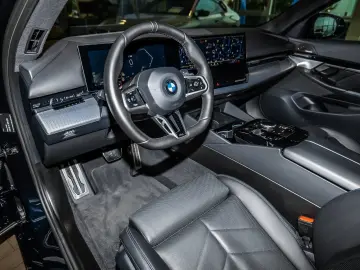 520d xDrive MSportPro Pano AHK Sitzbelüft. H&R