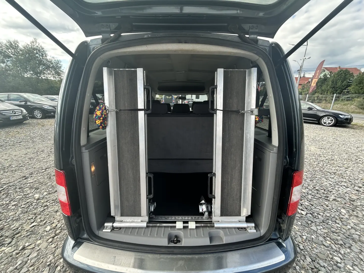 Volkswagen Caddy 2.0 TDI Life Team (7-Si.)