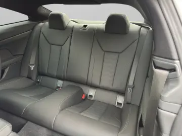 M4 Competition M xDrive Coupé M Drivers P. Laser