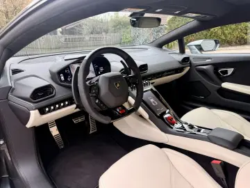 Huracán EVO RWD LIFT GARANTIE MWST