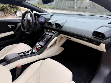 Huracán EVO RWD LIFT GARANTIE MWST