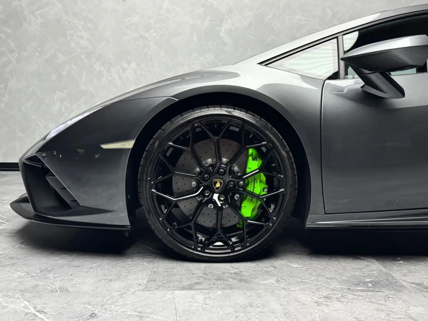 Huracán EVO RWD LIFT NARVI 20  SPORTIVO GARANTIE