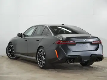 M5 Limousine  M Carbon-Keramik Bremse  B&W  M Dr