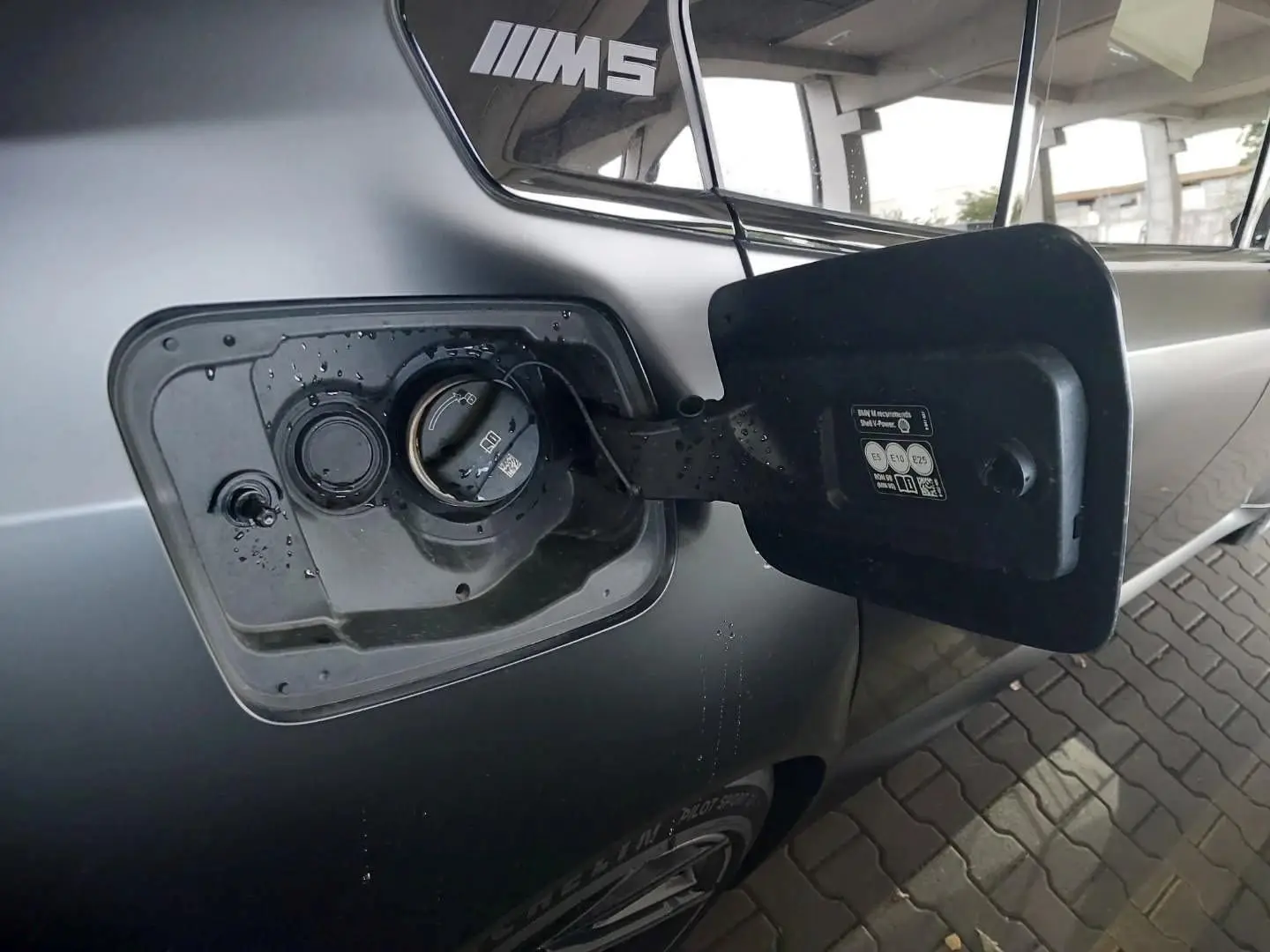 M5 Limousine  M Carbon-Keramik Bremse  B&W  M Dr