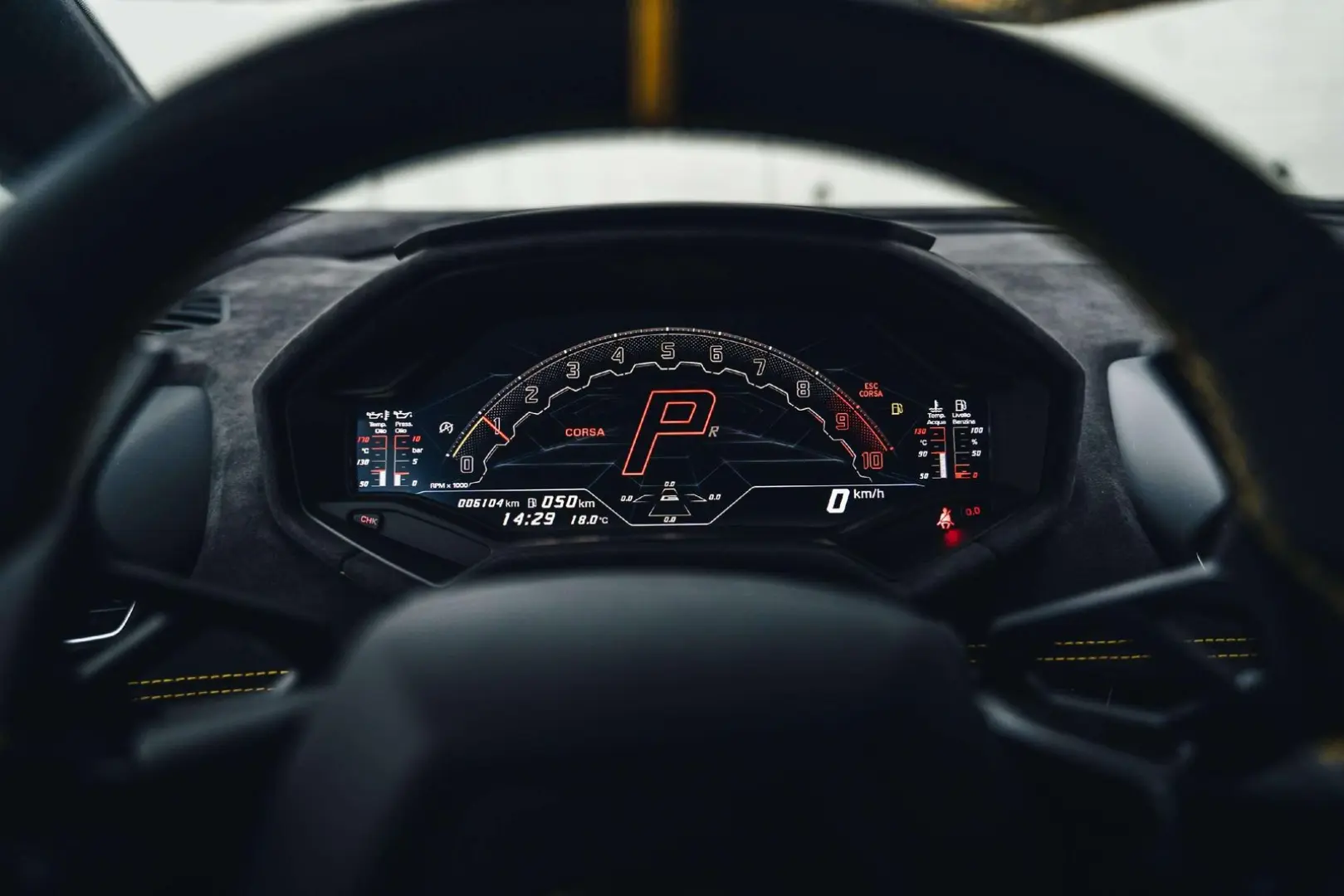 Huracán Tecnica   Alcantara   Lift   20