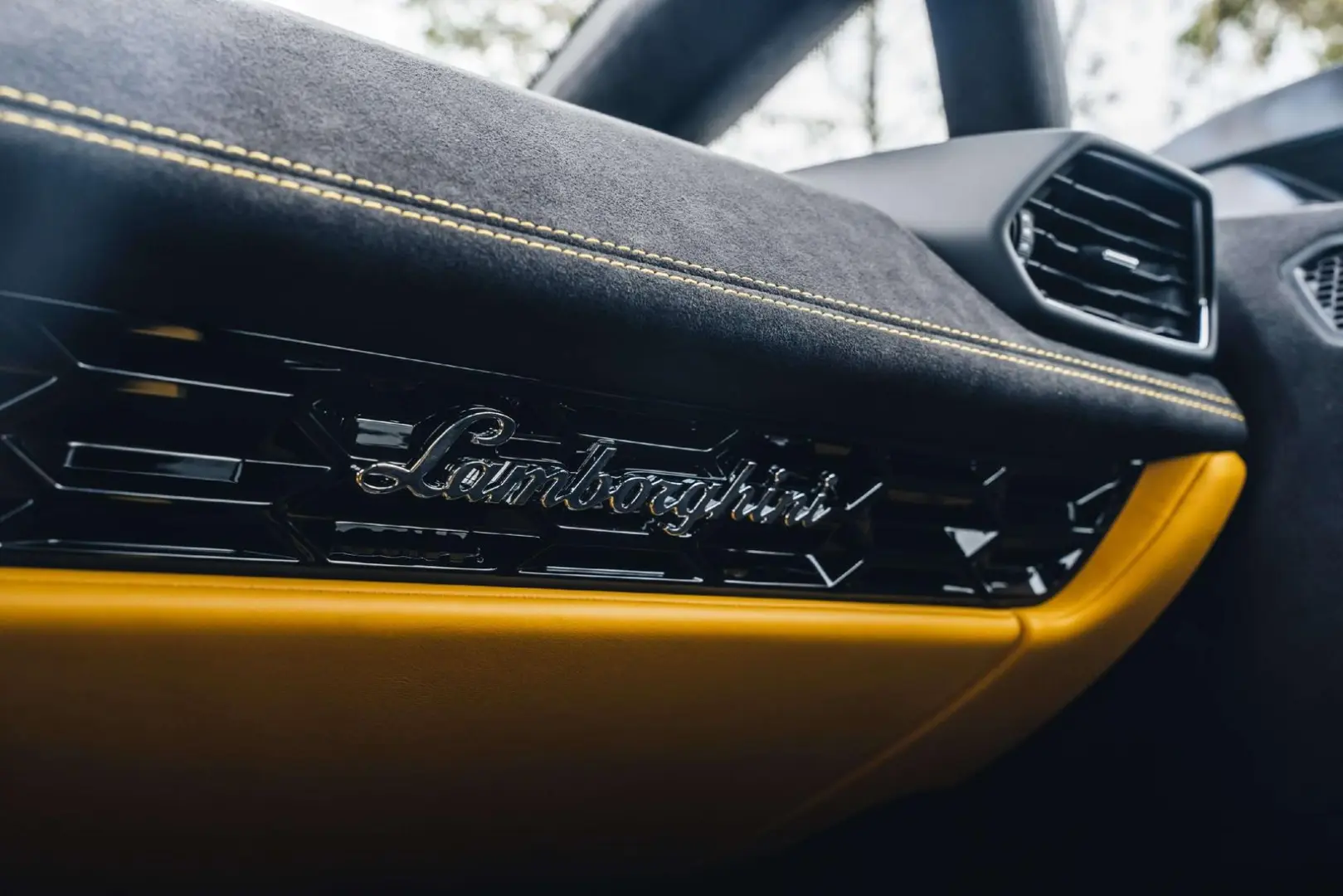 Huracán Tecnica   Alcantara   Lift   20