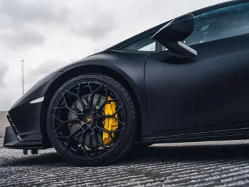 Huracán Tecnica   Alcantara   Lift   20