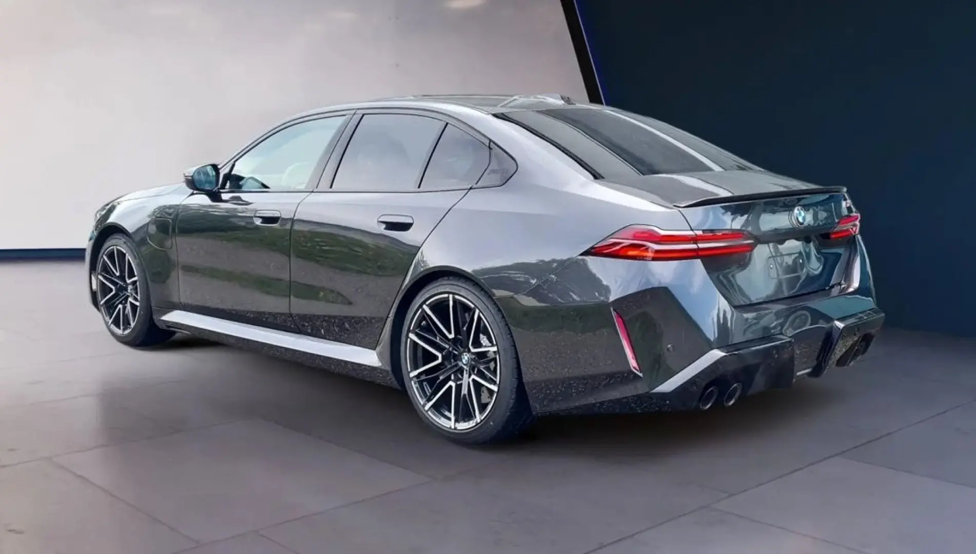 M5  xDrive AHK M Drive FFC DrivAssistPro ParkPro