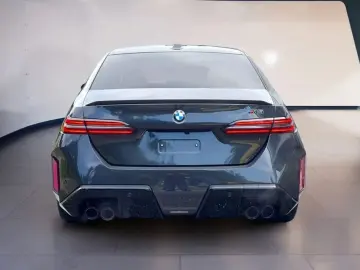 M5  xDrive AHK M Drive FFC DrivAssistPro ParkPro