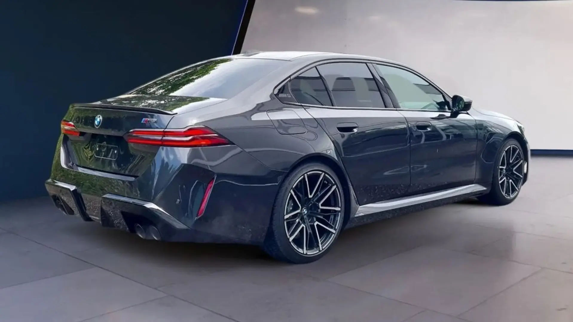 M5  xDrive AHK M Drive FFC DrivAssistPro ParkPro