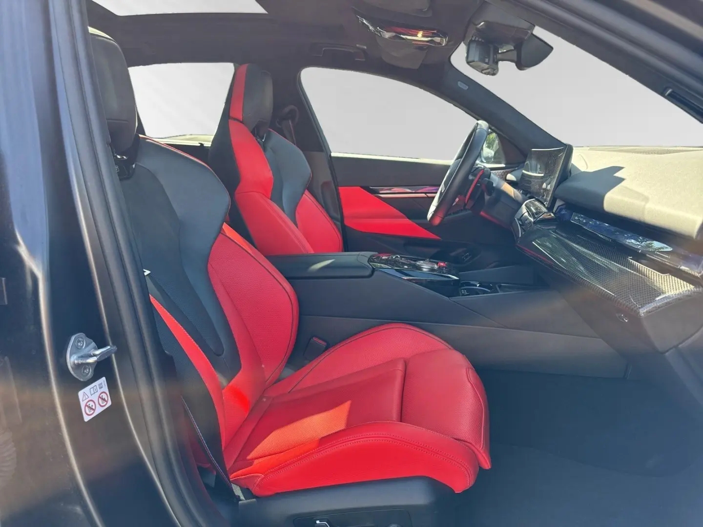 M5 Limousine  € 1.190 Zubehörbonus MDriver'sPack