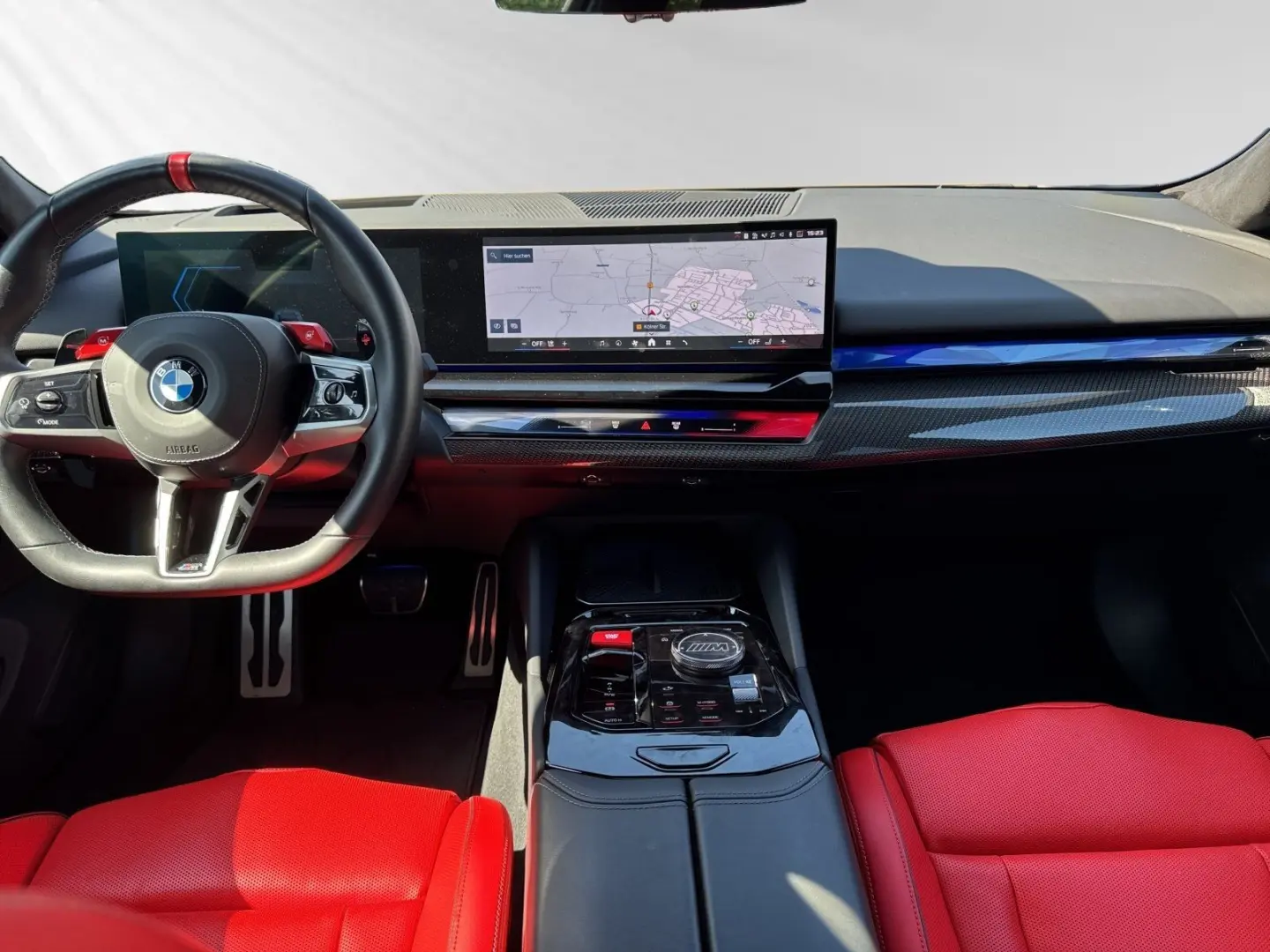 M5 Limousine  € 1.190 Zubehörbonus MDriver'sPack