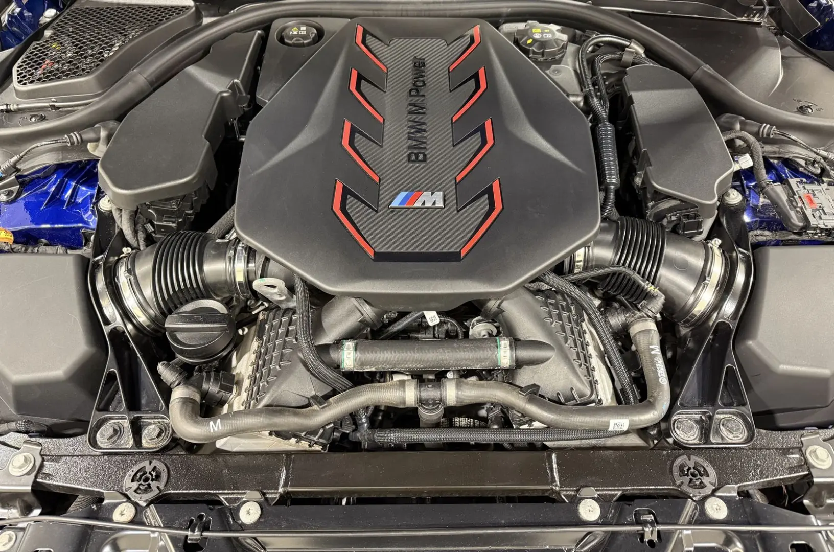 M5 Limousine AHK M Drivers Carbon Ext ACC 360