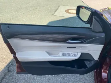 640i xDrive Gran Turismo M Sport HUD Pano H K