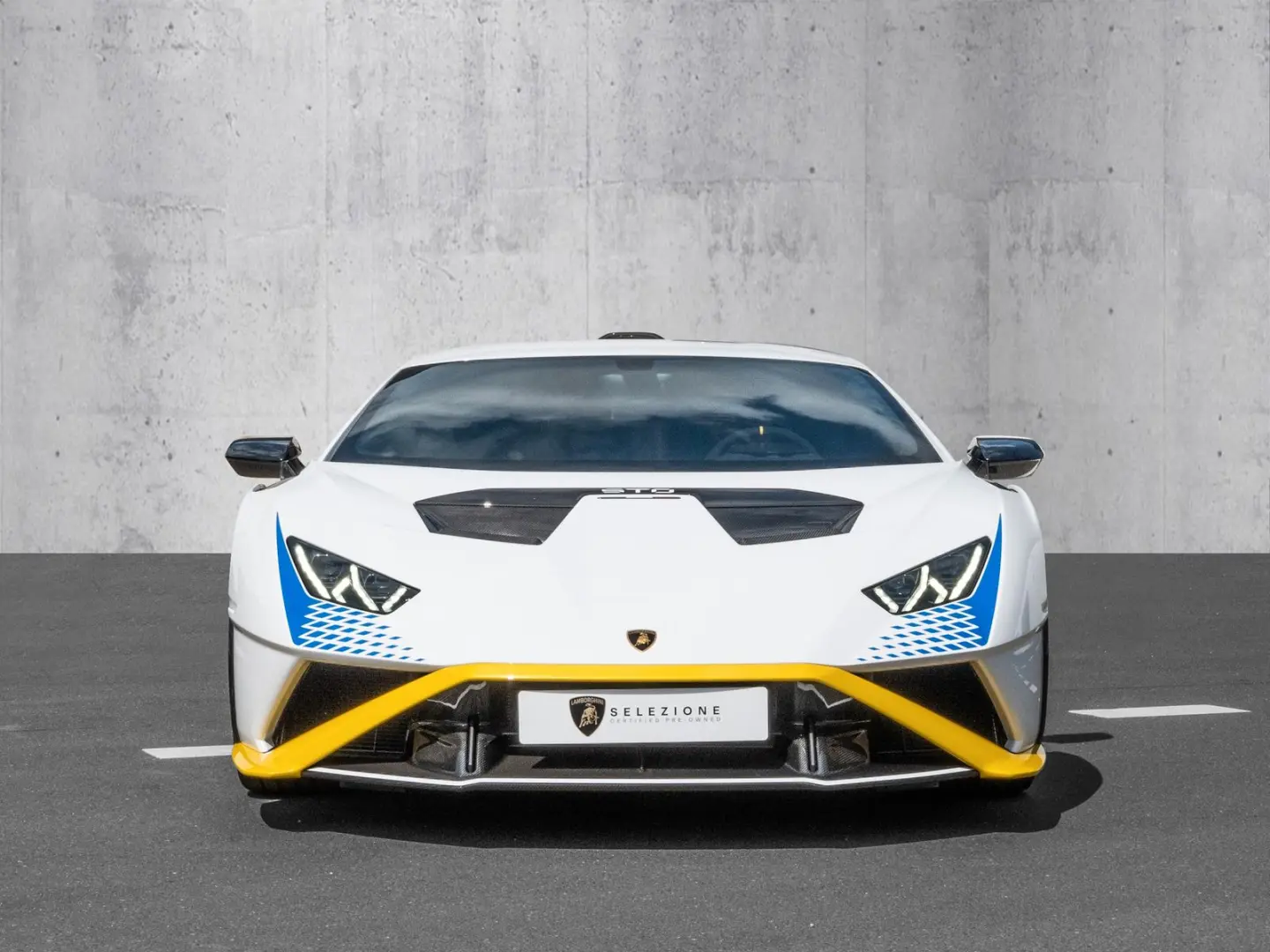 Huracan STO Bianco Monocerus  Lifting System