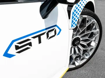 Huracan STO Bianco Monocerus  Lifting System