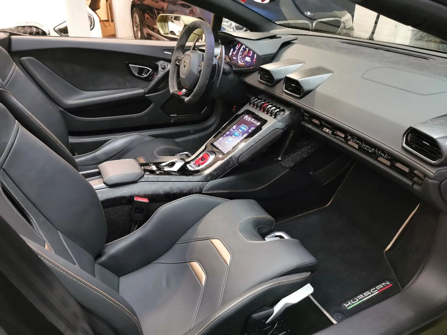 Huracán EVO RWD Spyder Verde Gea