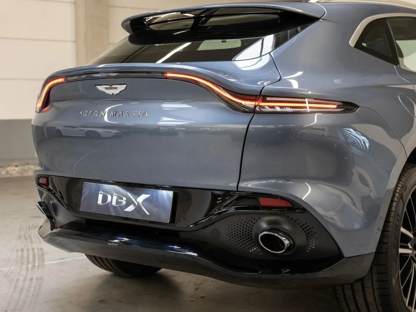 DBX Concours Blue Dark Knight