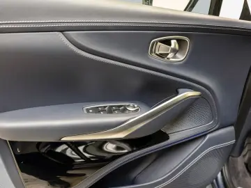 DBX Concours Blue Dark Knight