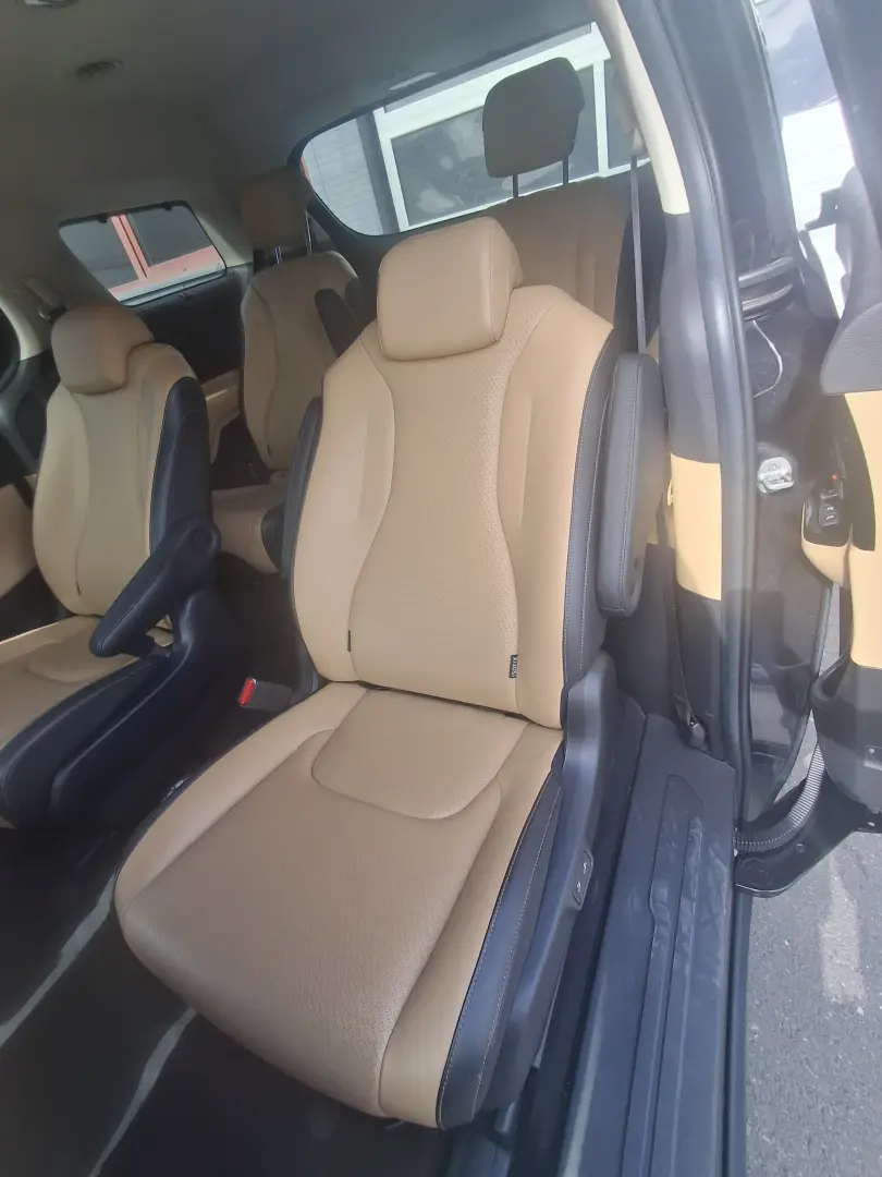 KIA CARNIVAL NOBLESS