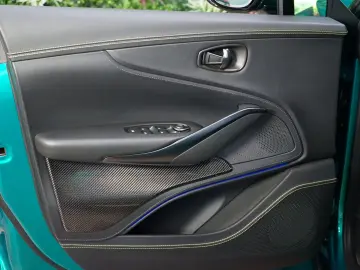 DBX707 AMR23 PACK AUX.HEAT CARBON