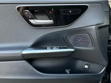 Mercedes Benz C 300 AMG